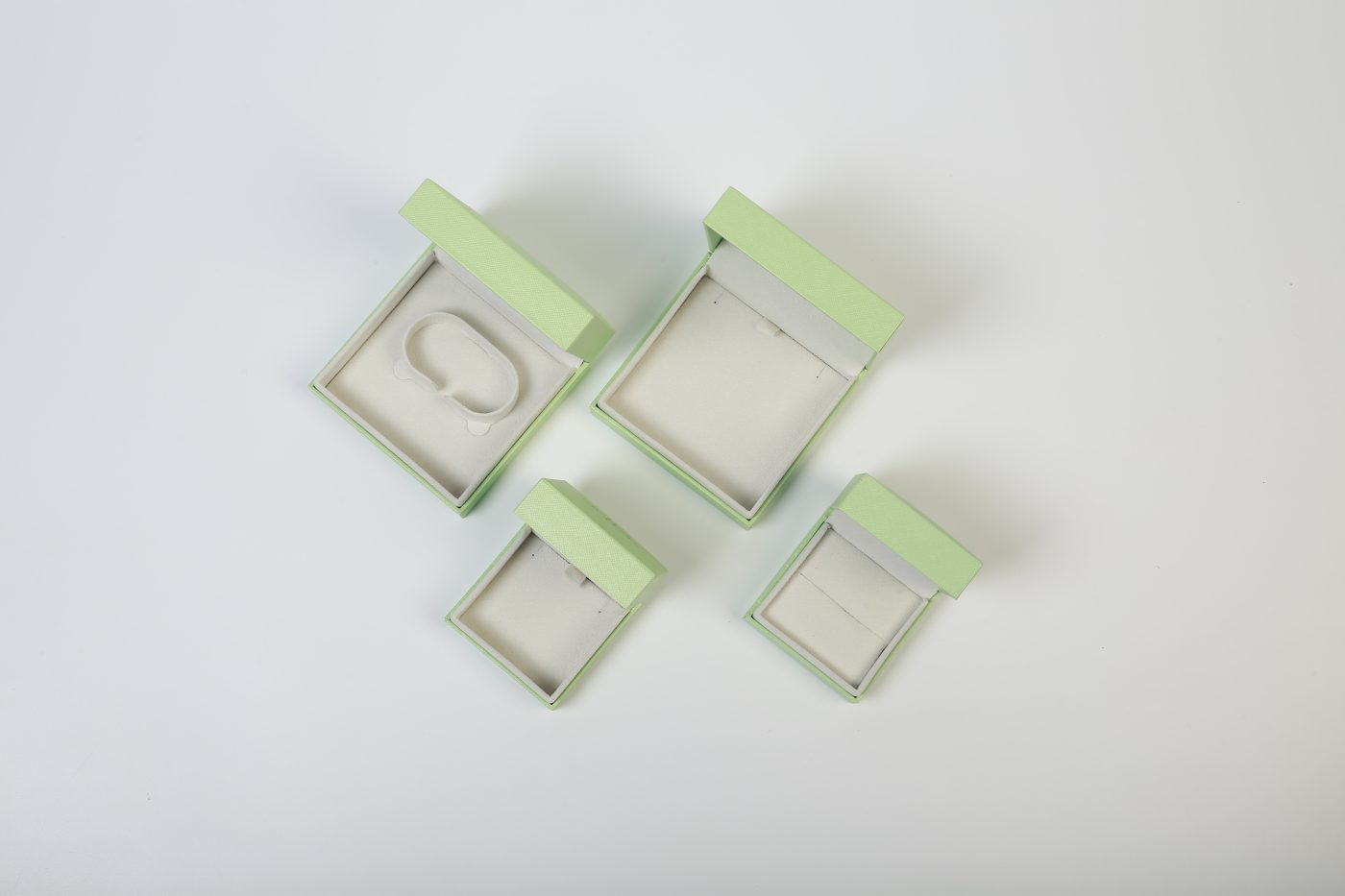 FSC-certified Sustainable Jewelry Box - Eco-friendly Rigid Paper Flip-top Packaging View 5