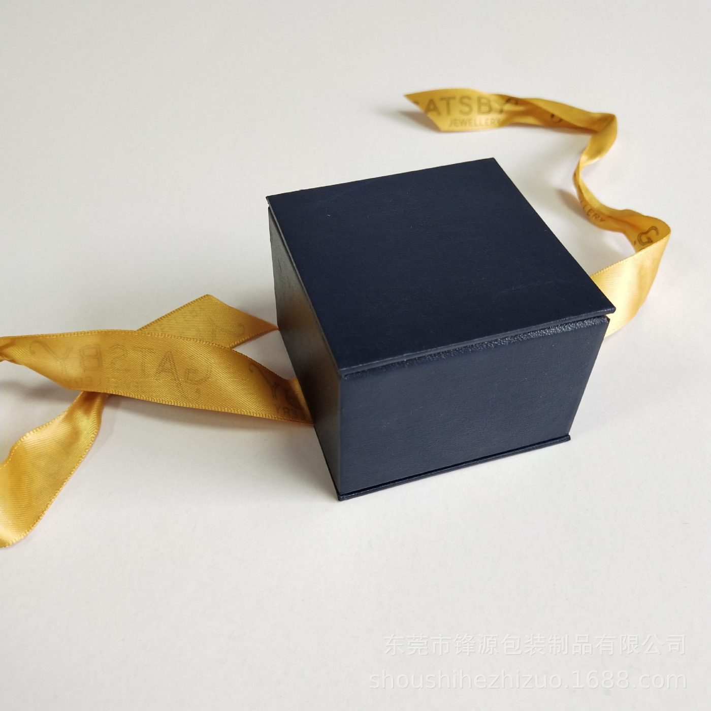 Sustainable Jewelry Gift Box – Eco-friendly Paper Lid-off Luxury Packaging View 2