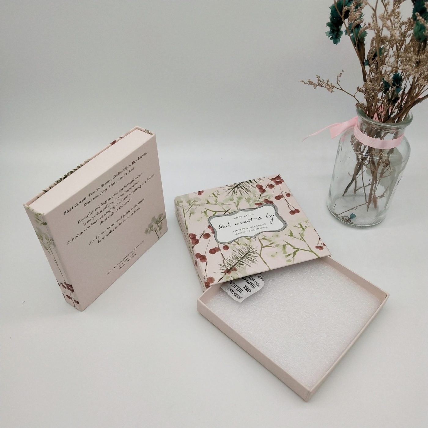 Sustainable Perfume Gift Box – Eco-friendly Wax Sachet Custom Packaging View 2