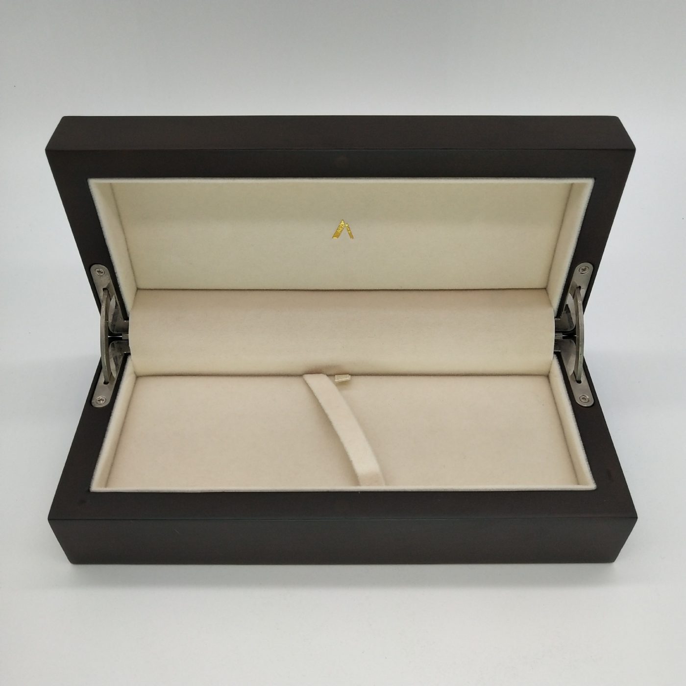 Luxury Wooden Pen Gift Box – Spray Printed Stationery Packaging View 1