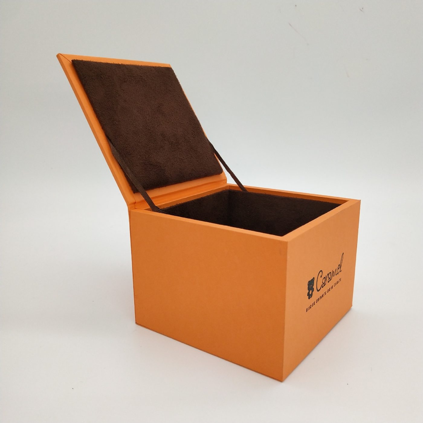 Modern Wooden Watch Gift Box – Sustainable Luxury Packaging View 2