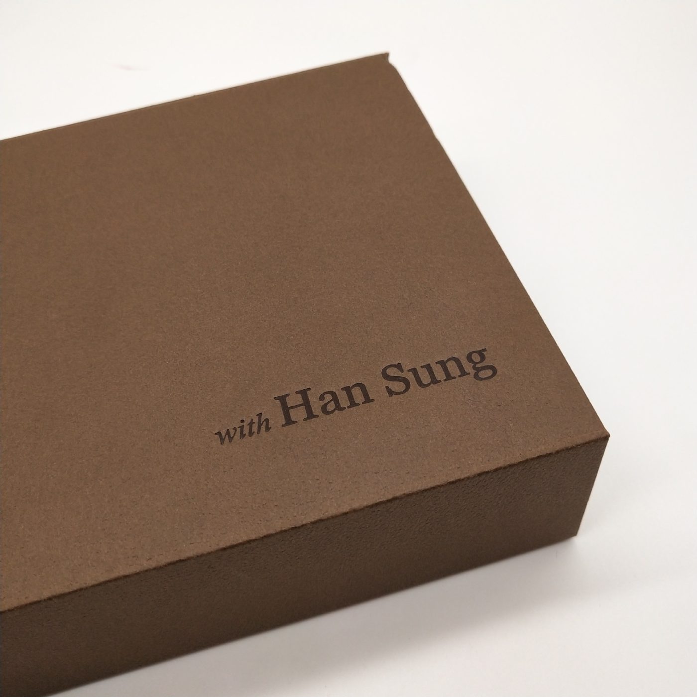 Sustainable Luxury Gift Box – Eco-friendly Book-style Custom Packaging View 4