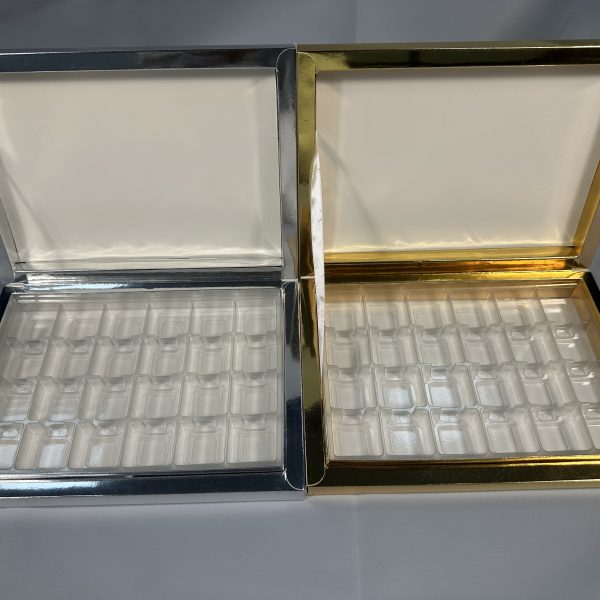 Gold/Silver Cardboard Chocolate Box with PET Plastic Tray Lamination Available C002