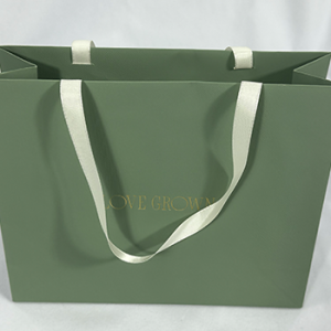 Elegant and high-quality packaging for pouches, perfume boxes, watch boxes, and jewelry Elegant and high-quality packaging for pouches, perfume boxes, watch boxes, and jewelry